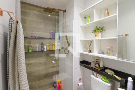 Banheiro de apartamento à venda com 1 quarto, 32m² em Vila Graciosa, São Paulo