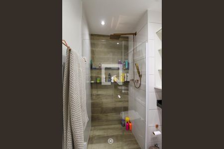 Banheiro de apartamento à venda com 1 quarto, 32m² em Vila Graciosa, São Paulo