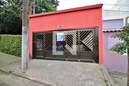 Casa à venda com 216m², 3 quartos e 2 vagasFachada