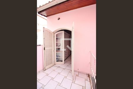 Casa à venda com 216m², 3 quartos e 2 vagasVaranda do Quarto 2