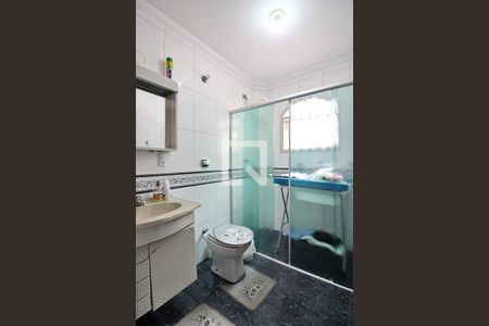 Casa à venda com 216m², 3 quartos e 2 vagasBanheiro Social 2