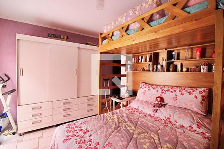 Casa à venda com 216m², 3 quartos e 2 vagasQuarto 2