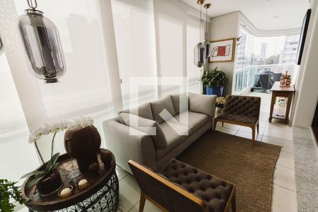 Apartamento à venda com 300m², 3 quartos e 5 vagasVaranda