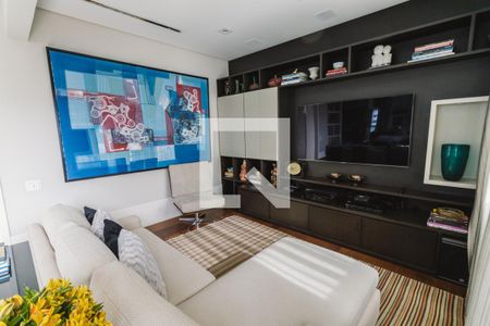 Apartamento à venda com 300m², 3 quartos e 5 vagasSala