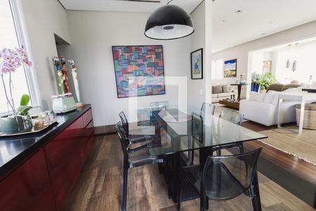 Apartamento à venda com 300m², 3 quartos e 5 vagasCopa