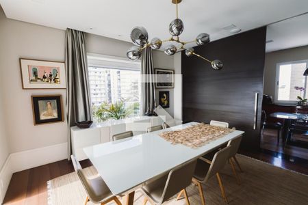 Apartamento à venda com 300m², 3 quartos e 5 vagasSala