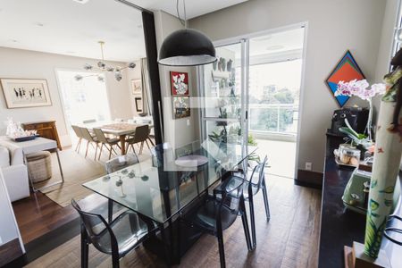 Apartamento à venda com 300m², 3 quartos e 5 vagasCopa