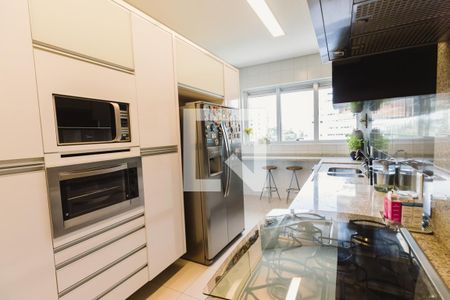 Apartamento à venda com 300m², 3 quartos e 5 vagasCozinha