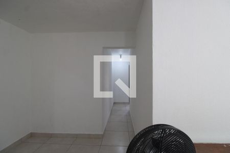 Sala - Corredor  de apartamento para alugar com 2 quartos, 47m² em Taquara, Rio de Janeiro