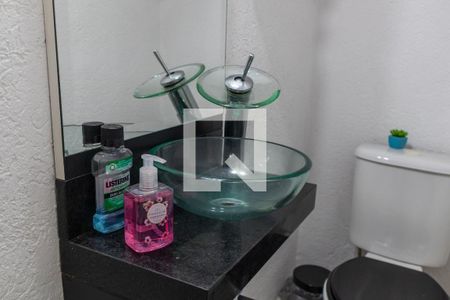 Lavabo de casa de condomínio à venda com 2 quartos, 110m² em Vila Mazzei, São Paulo