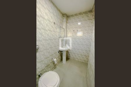 Apartamento para alugar com 50m², 2 quartos e sem vagaBanheiro