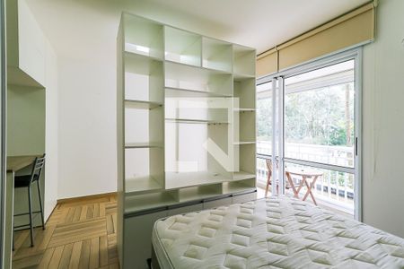 Studio - Quarto de kitnet/studio para alugar com 1 quarto, 39m² em Panamby, São Paulo