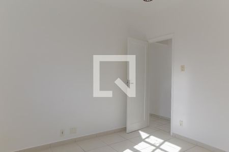 Quarto de apartamento para alugar com 2 quartos, 70m² em Aparecida, Santos