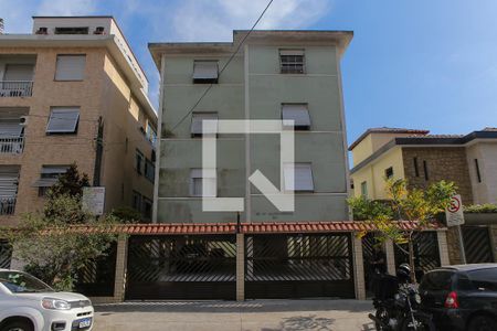 Apartamento para alugar com 70m², 2 quartos e 1 vagaFachada