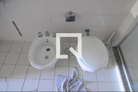 Casa de condomínio para alugar com 107m², 3 quartos e 1 vaga Casa de condomínio para alugar com 107m², 3 quartos e 1 vagaBanheiro Suite