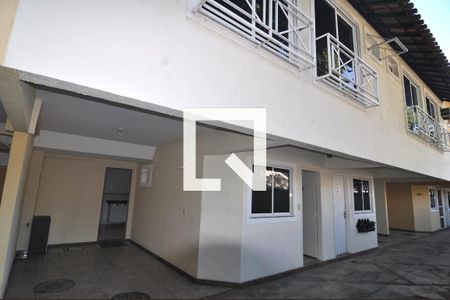 Casa de condomínio para alugar com 107m², 3 quartos e 1 vaga Casa de condomínio para alugar com 107m², 3 quartos e 1 vagaFachada da Frente