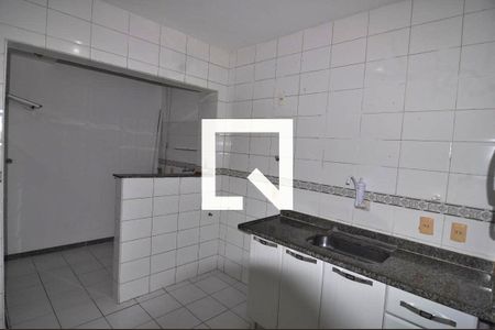Casa de condomínio para alugar com 107m², 3 quartos e 1 vaga Casa de condomínio para alugar com 107m², 3 quartos e 1 vagaCozinha - Armarios