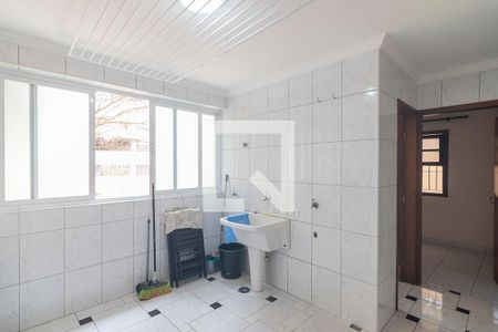 Área de Serviço de casa à venda com 3 quartos, 550m² em Vila Floresta, Santo André