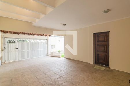 Garagem de casa à venda com 3 quartos, 550m² em Vila Floresta, Santo André
