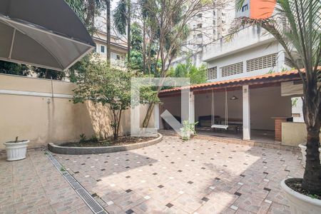 Quintal de casa à venda com 3 quartos, 550m² em Vila Floresta, Santo André