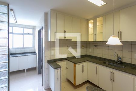Apartamento para alugar com 190m², 4 quartos e 3 vagas Apartamento para alugar com 190m², 4 quartos e 3 vagasCozinha