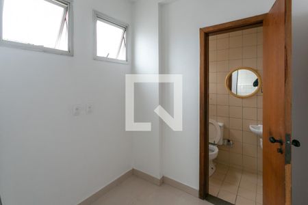 Apartamento para alugar com 190m², 4 quartos e 3 vagas Apartamento para alugar com 190m², 4 quartos e 3 vagasÁrea de Serviço