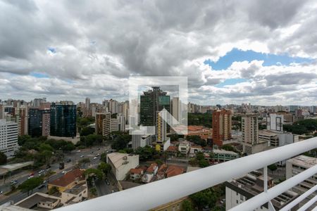 Apartamento para alugar com 190m², 4 quartos e 3 vagas Apartamento para alugar com 190m², 4 quartos e 3 vagasVista