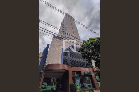 Apartamento para alugar com 190m², 4 quartos e 3 vagas Apartamento para alugar com 190m², 4 quartos e 3 vagasFachada