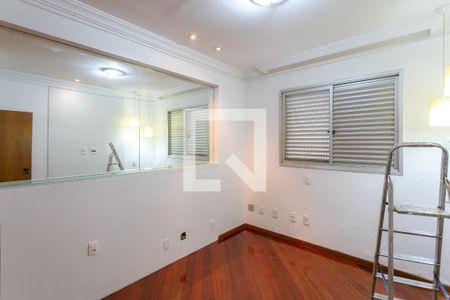 Apartamento para alugar com 190m², 4 quartos e 3 vagas Apartamento para alugar com 190m², 4 quartos e 3 vagasQuarto 2
