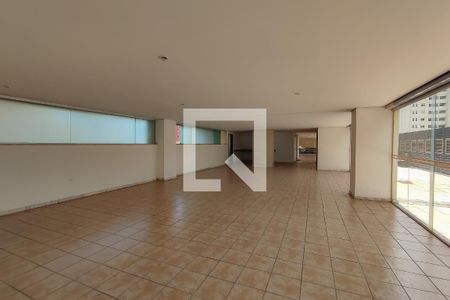 Apartamento para alugar com 190m², 4 quartos e 3 vagas Apartamento para alugar com 190m², 4 quartos e 3 vagasÁrea comum - Salão de festas