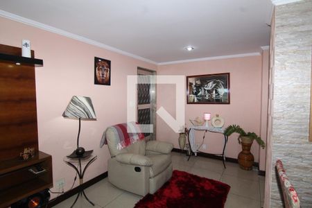 Sala de casa à venda com 3 quartos, 277m² em Olaria, Rio de Janeiro