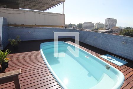 Casa à venda com 277m², 3 quartos e 2 vagasPiscina
