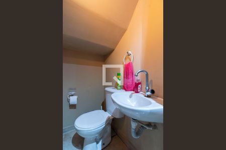 Lavabo de casa de condomínio à venda com 2 quartos, 75m² em Itaquera, São Paulo