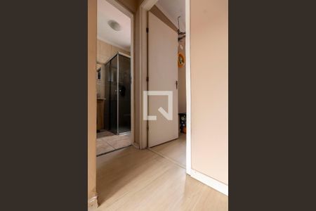 Corredor de casa de condomínio à venda com 2 quartos, 75m² em Itaquera, São Paulo