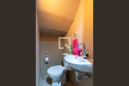 Lavabo de casa de condomínio à venda com 2 quartos, 75m² em Itaquera, São Paulo