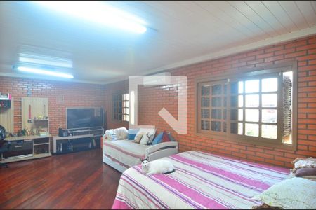 Casa à venda com 340m², 5 quartos e 2 vagasQuarto 5