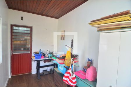 Casa à venda com 340m², 5 quartos e 2 vagasCloset