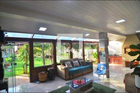 Casa à venda com 340m², 5 quartos e 2 vagasVaranda