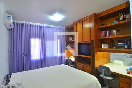 Casa à venda com 340m², 5 quartos e 2 vagasQuarto 2