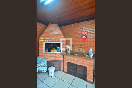 Casa à venda com 340m², 5 quartos e 2 vagasChurrasqueira