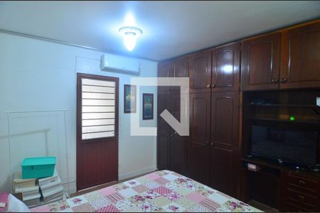 Casa à venda com 340m², 5 quartos e 2 vagasQuarto 4