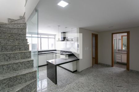 Sala de apartamento para alugar com 2 quartos, 70m² em Santa Efigênia, Belo Horizonte
