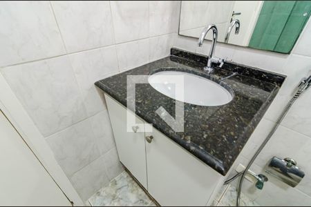 Apartamento para alugar com 100m², 2 quartos e 1 vaga Apartamento para alugar com 100m², 2 quartos e 1 vagaBanheiro
