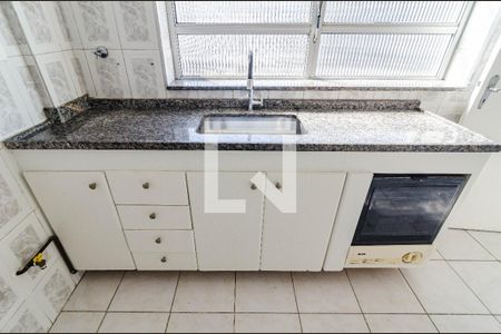 Apartamento para alugar com 100m², 2 quartos e 1 vaga Apartamento para alugar com 100m², 2 quartos e 1 vagaCozinha