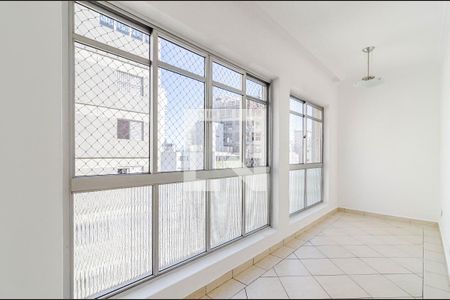 Sala de apartamento para alugar com 2 quartos, 100m² em Pinheiros, São Paulo