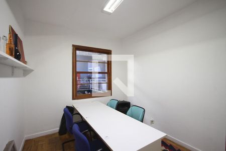 Casa à venda com 220m², 4 quartos e 1 vagaQuarto 2