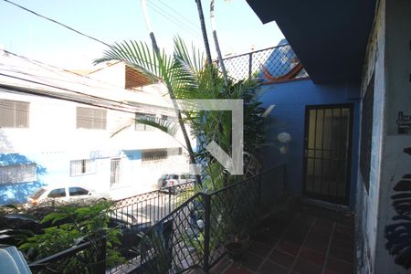 Casa à venda com 220m², 4 quartos e 1 vagaEntrada da Casa