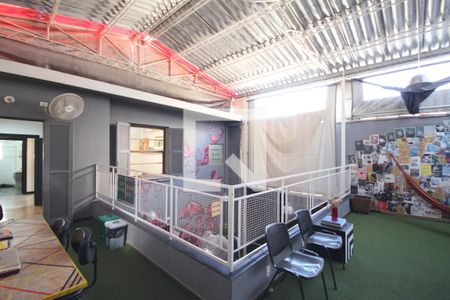 Casa à venda com 220m², 4 quartos e 1 vagaVaranda Quarto 3