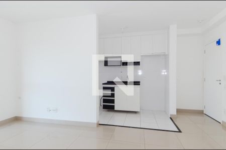 Sala de apartamento para alugar com 2 quartos, 68m² em Jardim Flor da Montanha, Guarulhos