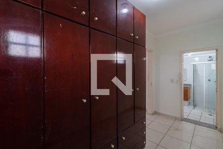 Casa à venda com 140m², 2 quartos e 2 vagasCloset da Suíte